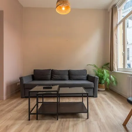 Gares - 50m2 Apartment! Лилль