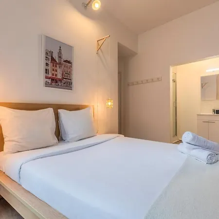 Gares - 50m2 Apartment! Lejlighed *