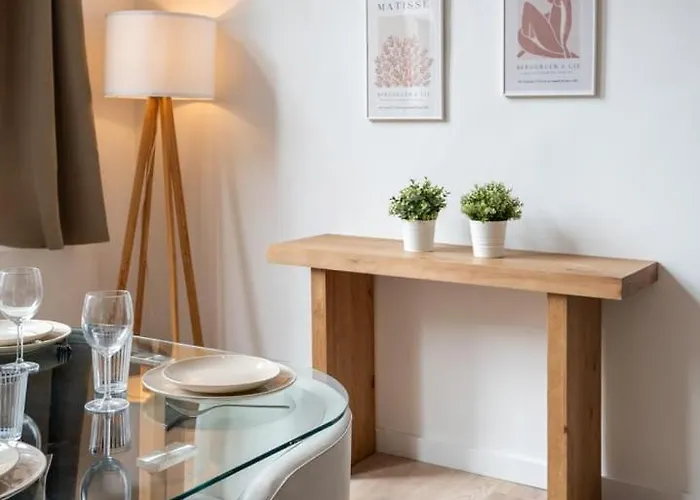 Gares - 50m2 Apartment! דירה *