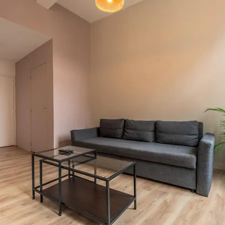 Grand Place - Superb 50m2 *