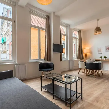 Lägenhet Gares - 50m2 Apartment! Lille